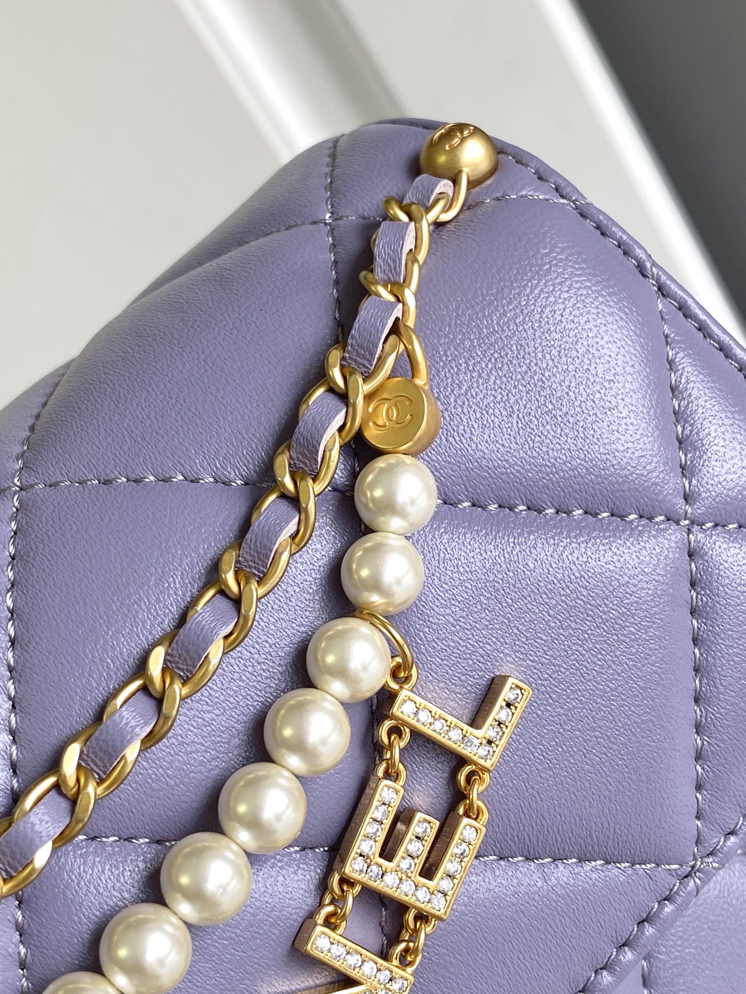 CC MINI 20 FLAP BAG IN LIGHT PURPLE LAMBSKIN GOLD HARDWARE