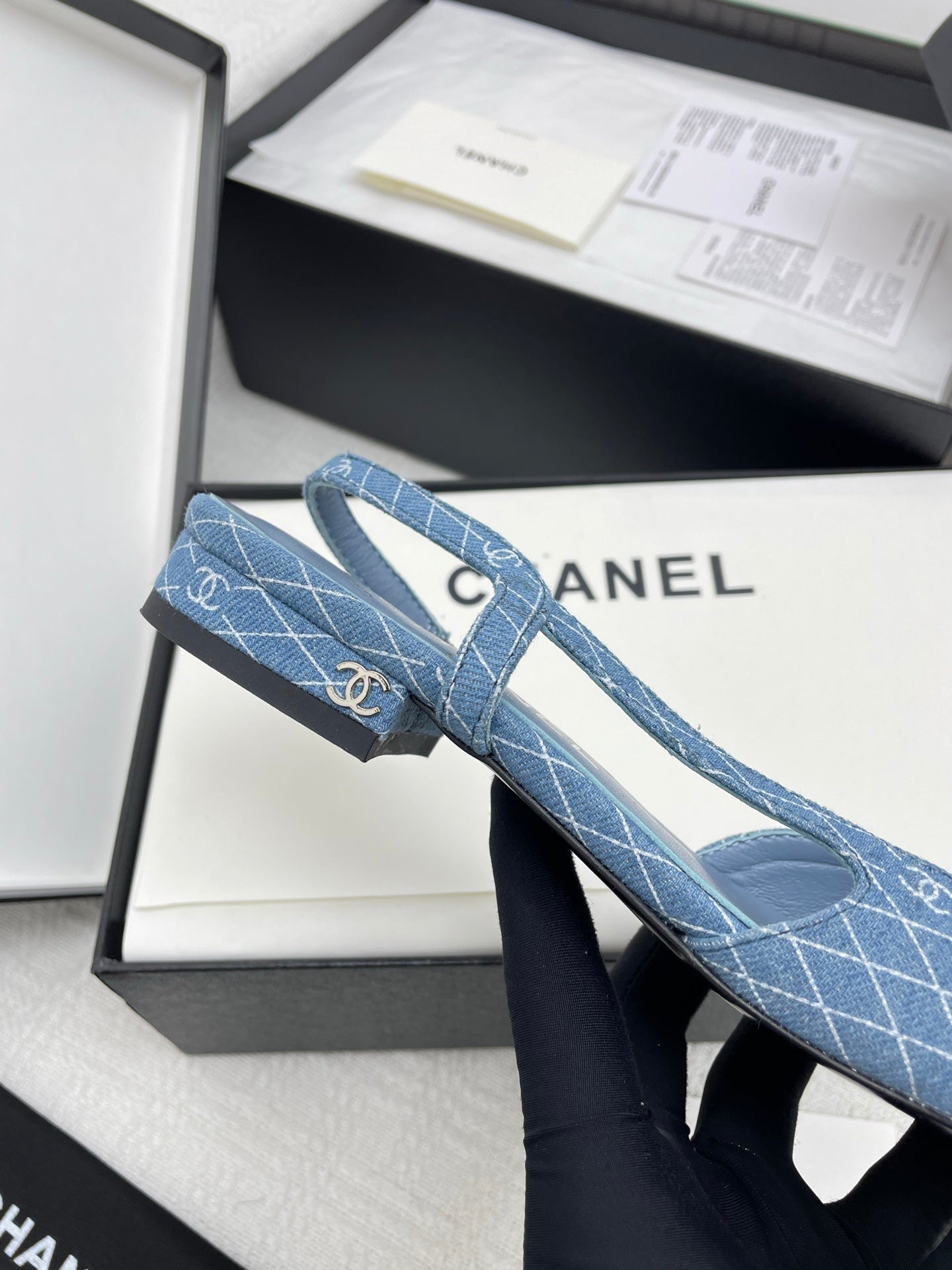 CC SLINGBACK 25S 25 MM IN BLUE DENIM WITH PLAID PATTERN
