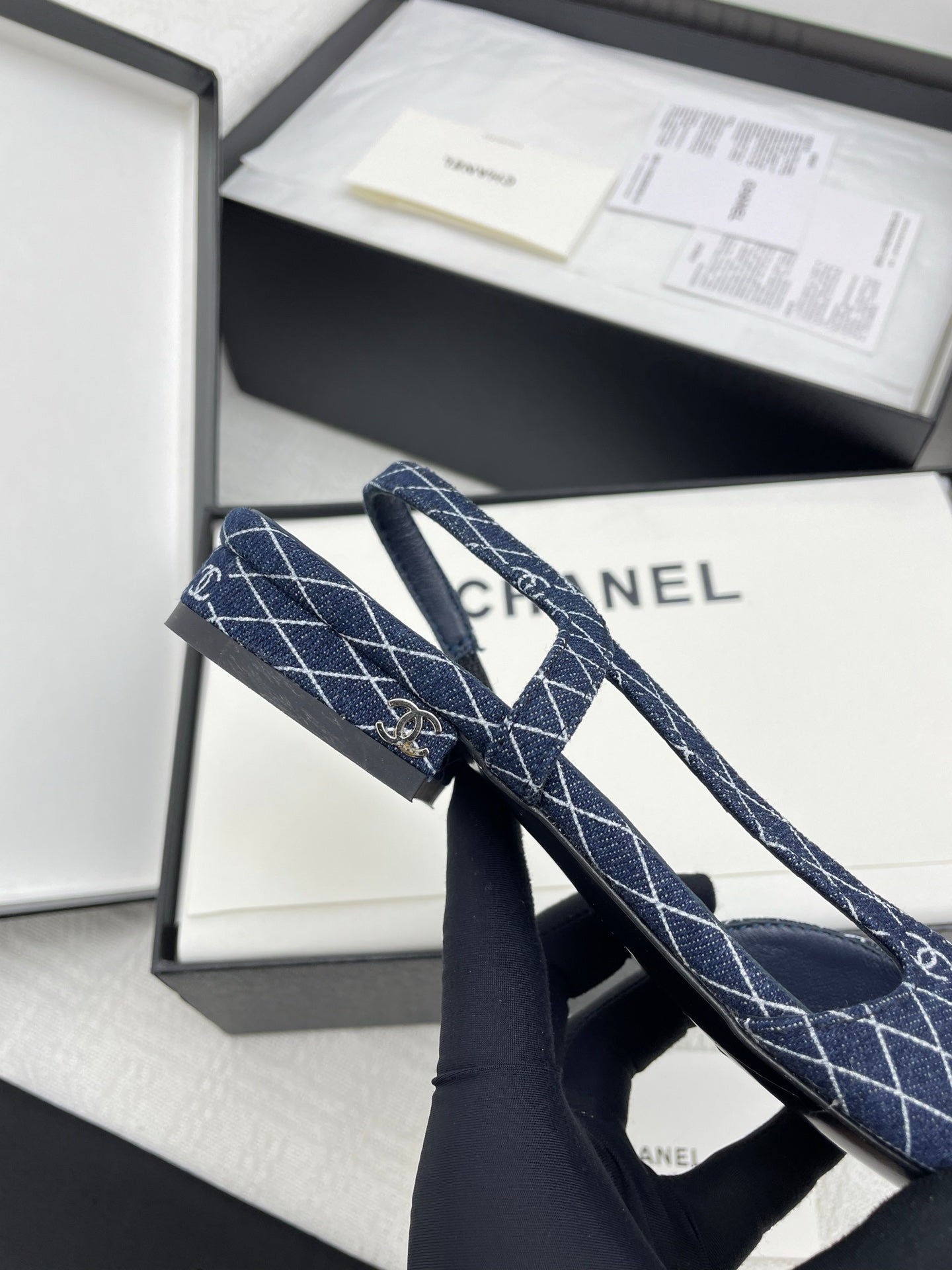 CC SLINGBACK 25S 25 MM IN NAVY BLUE DENIM WITH PLAID PATTERN