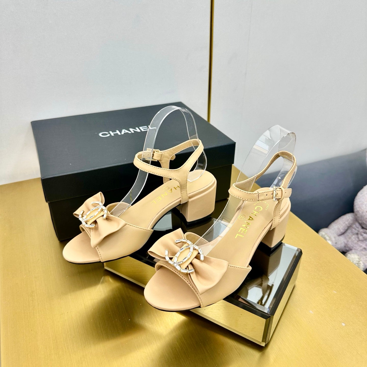 BOWKNOT RHINESTONES MID HEEL SANDAL IN FLAX YELLOW LAMBSKIN