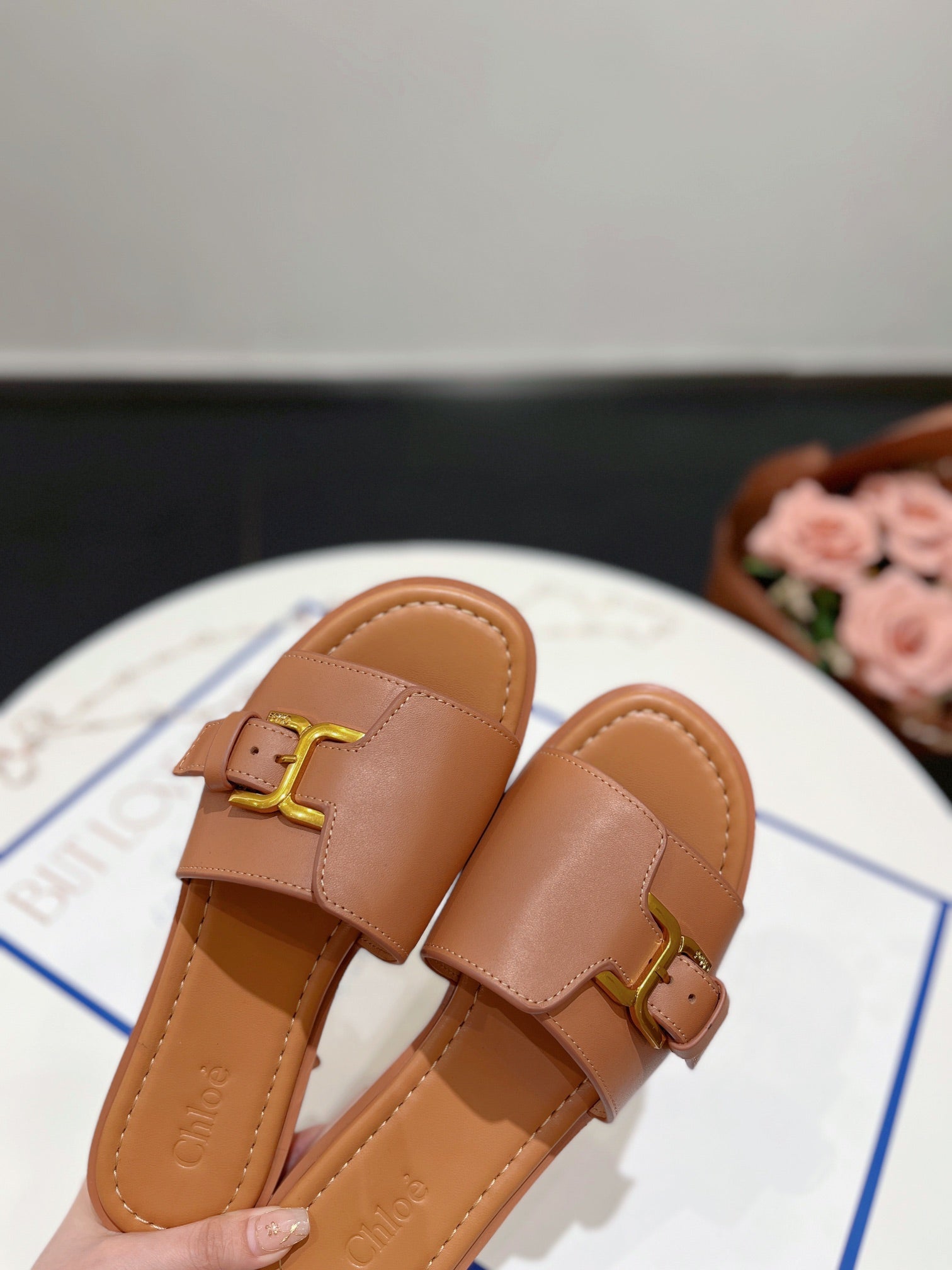 CHLO¨¦ HLOE MARCIE SLIDE IN BRONZE BROWN CALFSKIN WITH GOLD HARDWARE