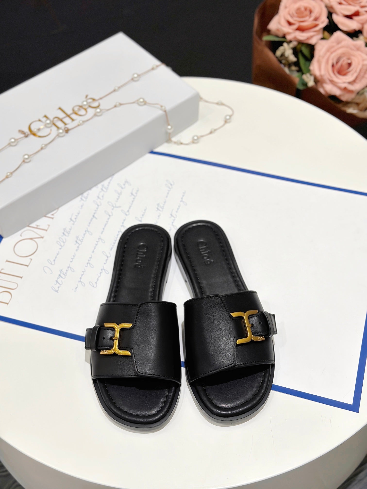CHLO¨¦ HLOE MARCIE SLIDE IN BLACK CALFSKIN WITH GOLD HARDWARE