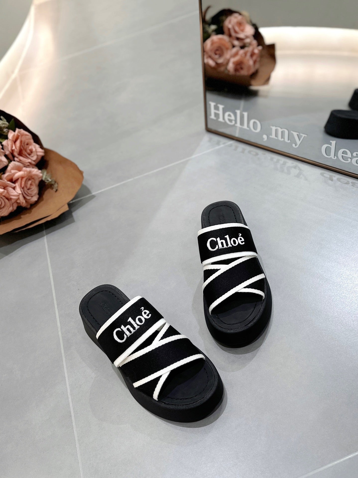 CHLO¨¦ PLATFORM SANDALS IN BLACK MIX WHITE DENSITY KNIT
