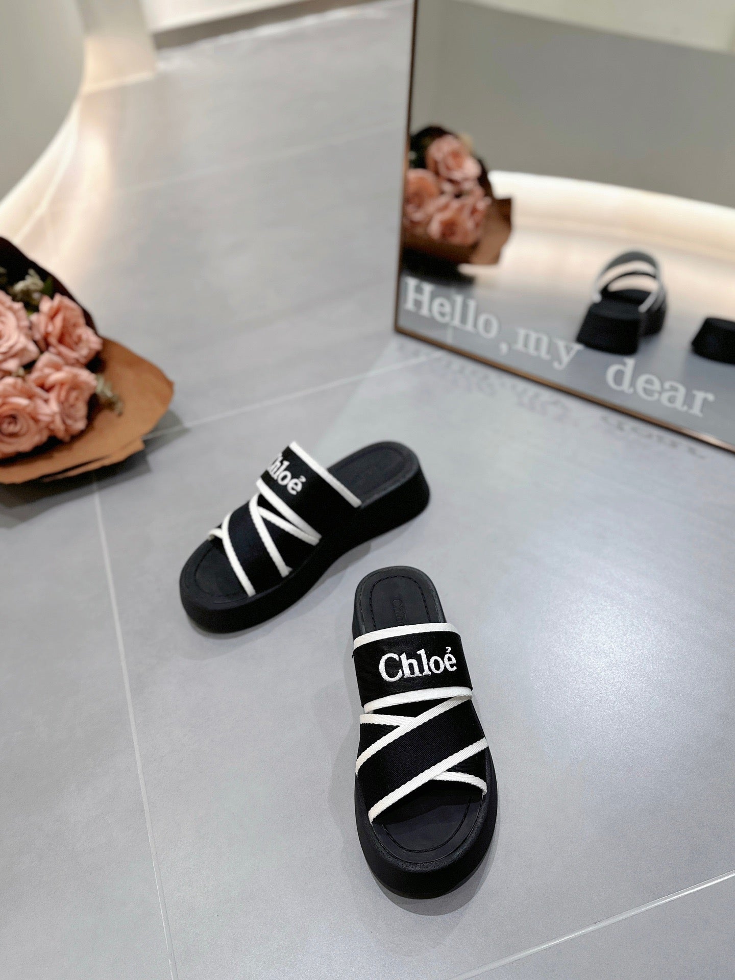 CHLO¨¦ PLATFORM SANDALS IN BLACK MIX WHITE DENSITY KNIT
