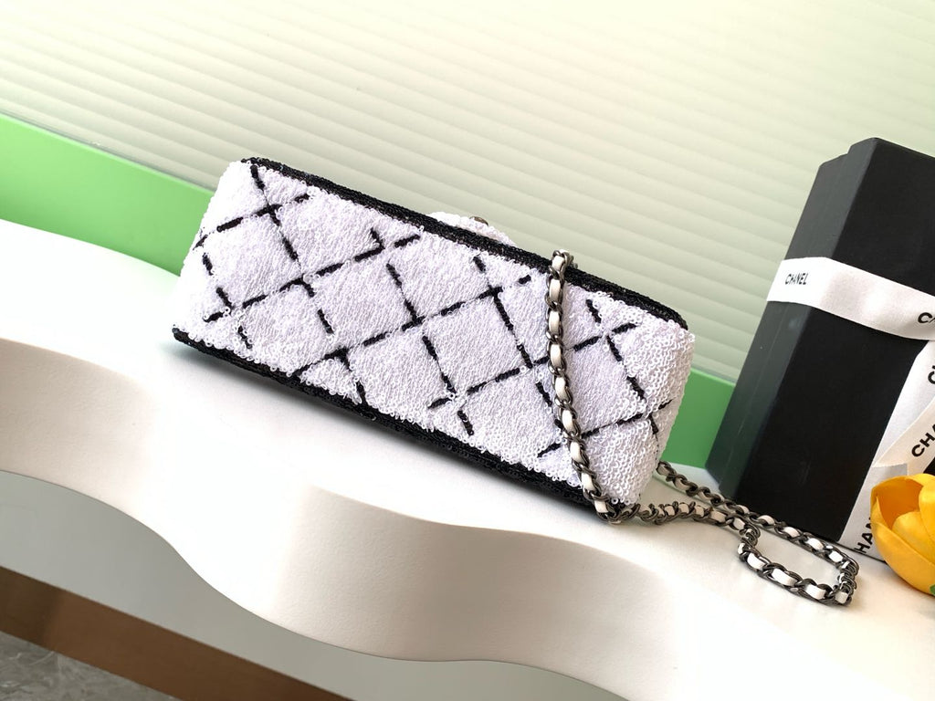 CLASSIC FLAP BAG 21 IN BLACK WHITE SEQUINS RUTHENIUM HARDWARE