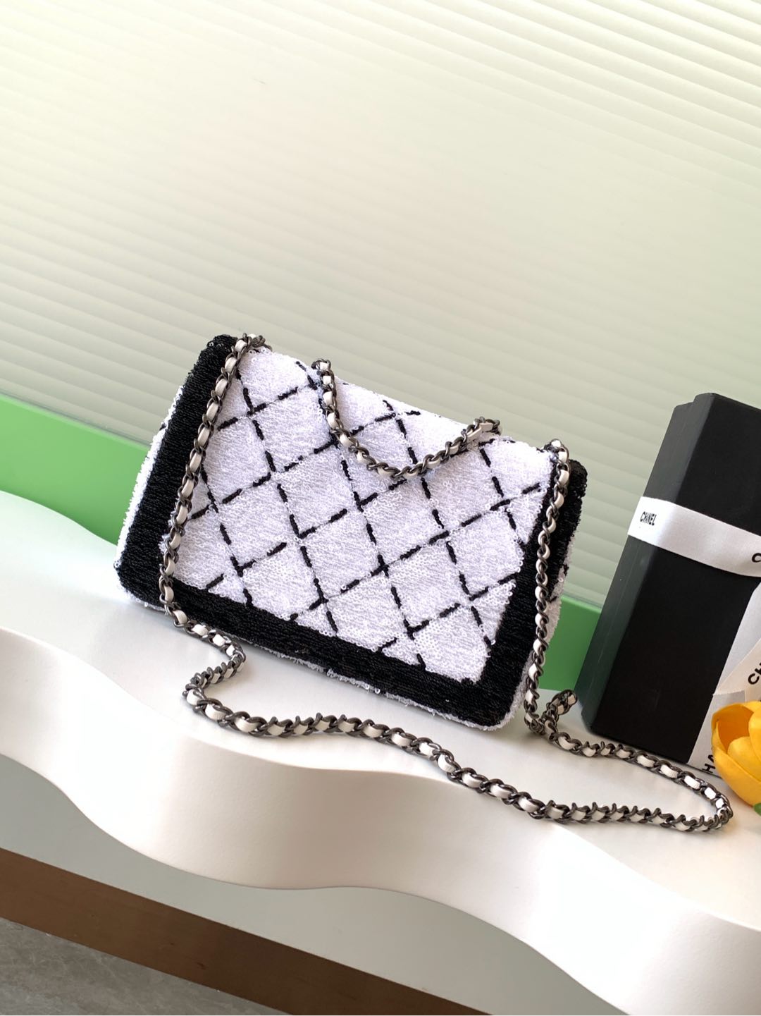 CLASSIC FLAP BAG 21 IN BLACK WHITE SEQUINS RUTHENIUM HARDWARE