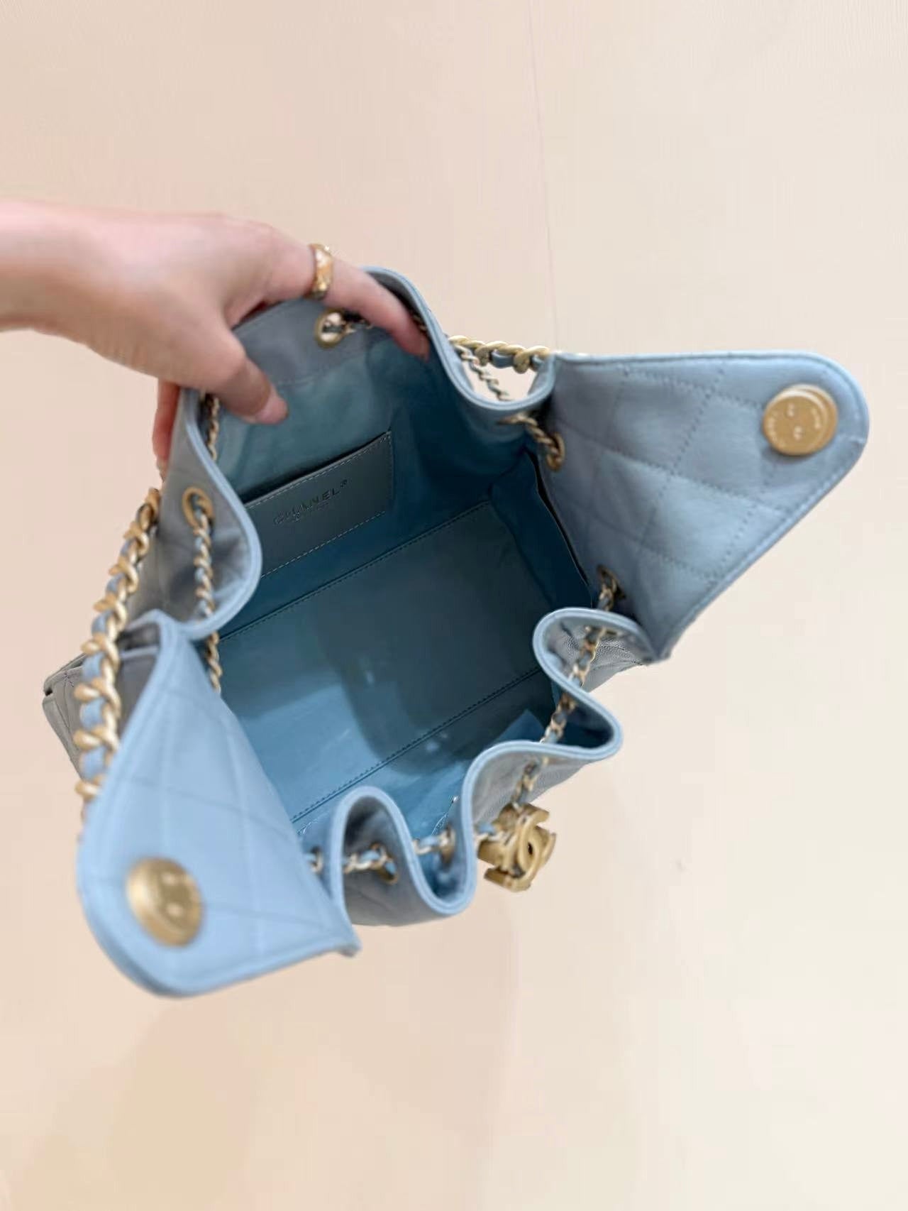 CHANEL 25S HANDBAG IN LIGHT BLUE 30 GRAINED CALFSKIN GOLD HARDWARE